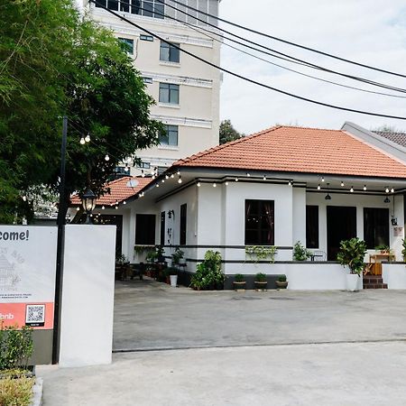 Wang'S Bnb 4 Bedrooms Villa George Town Exteriér fotografie